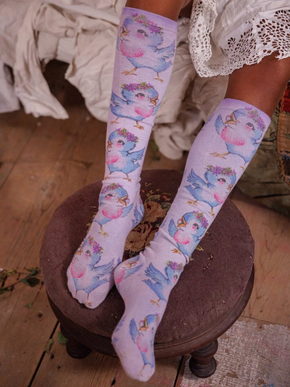 Magnolia Pearl Dancing Robin OTK Socks - Picture 2 of 4